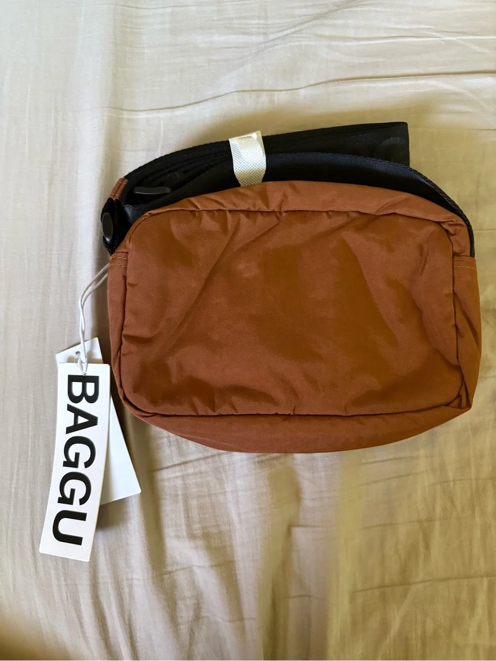 NWT BAGGU Camera Crossbody Bag Cocoa Brown
